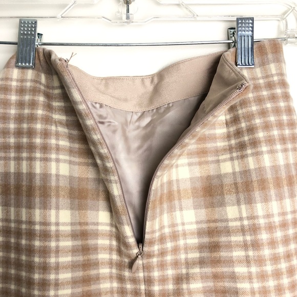 ARITZIA Wilfred Plaid Wool Wrap Front Mini Skirt - Picture 7 of 10